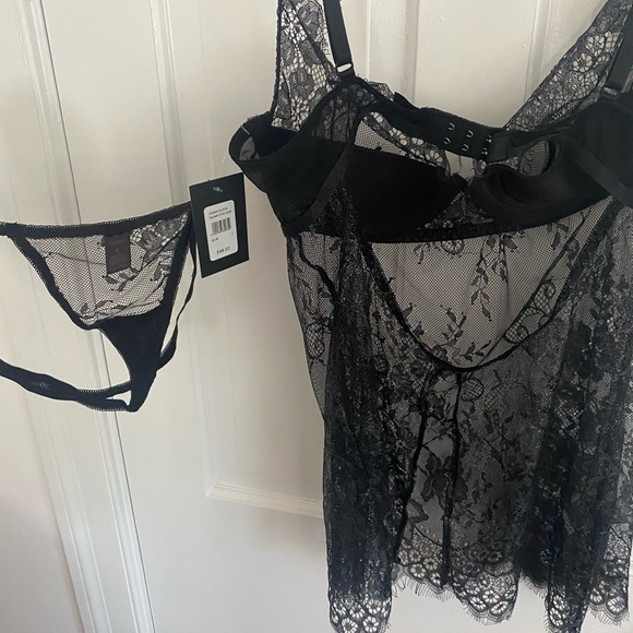 COPY - Glittery lace babydoll and thong set from Fredrick’s of Hollywood - Picture 3 of 5